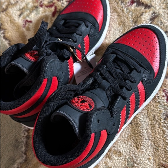 Adidas Black and Red High-Tops - Picture 3 of 7